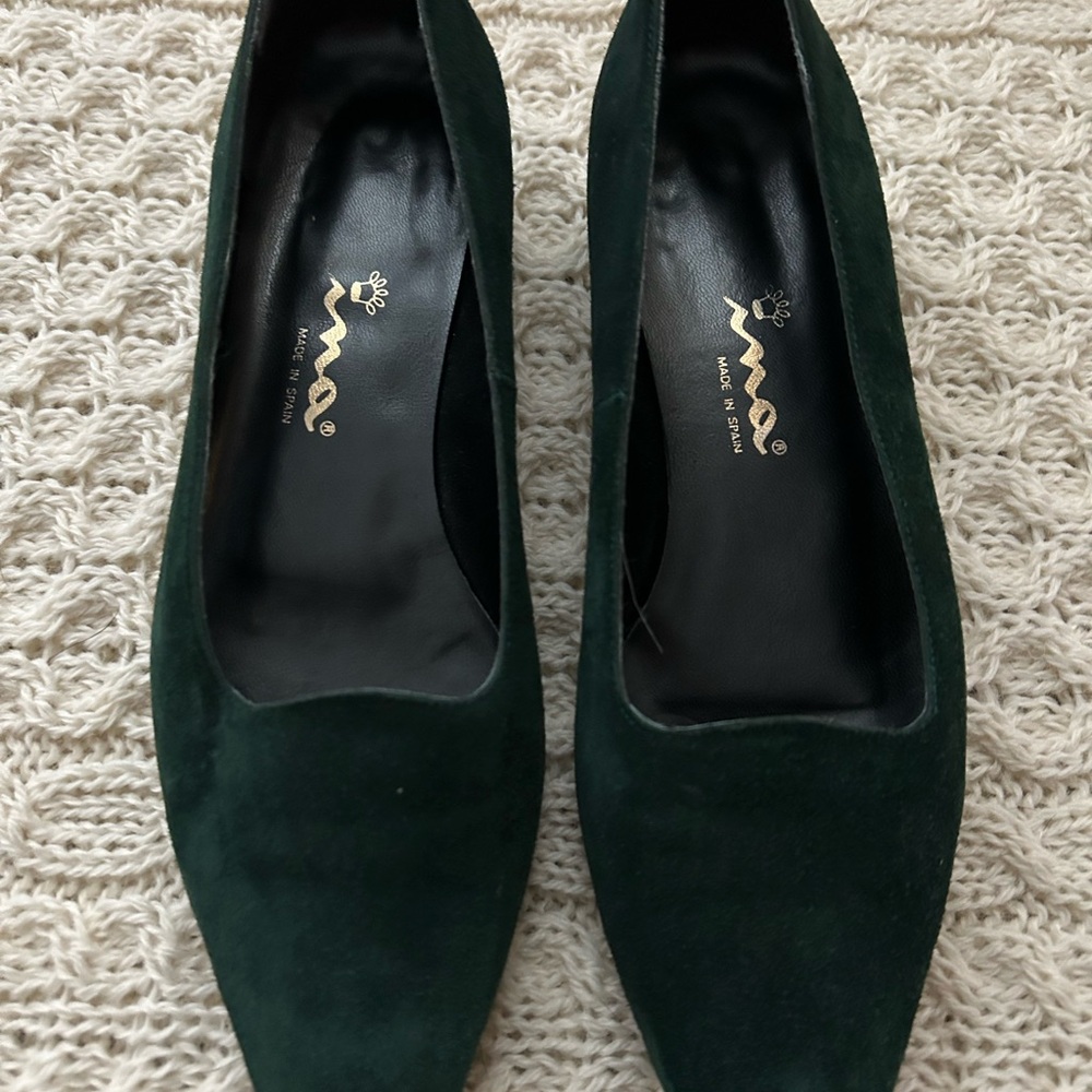 Elegant Pine Green Kitten Heeled Suede Shoes